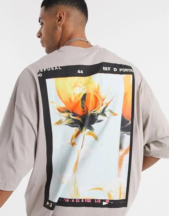 oversized t-shirt with back flower print in dark beige