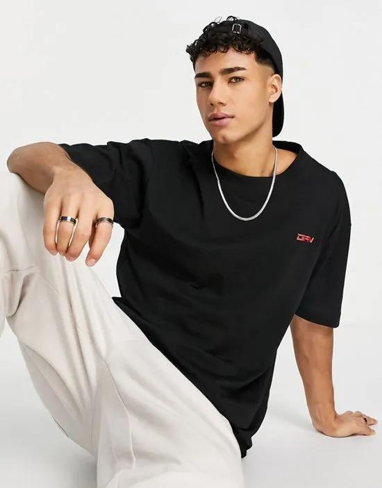 oversized T-shirt with chest embroidery logo