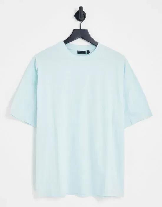 oversized t-shirt with crew neck in light blue