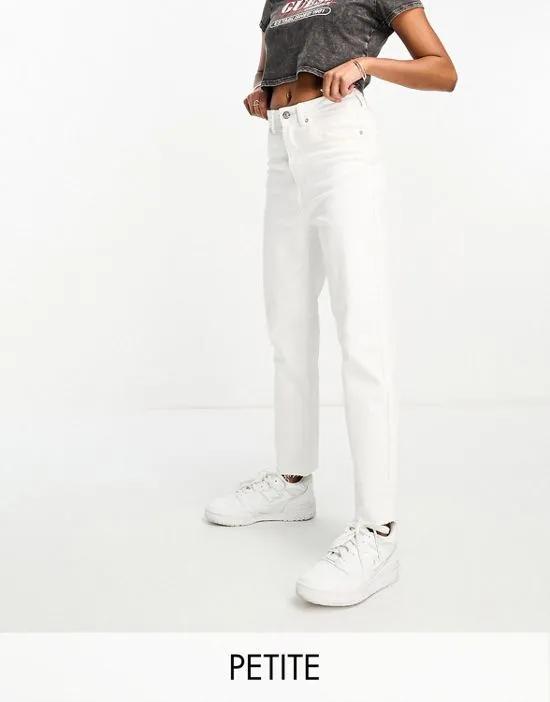 Petite slim mom jean with stretch in white