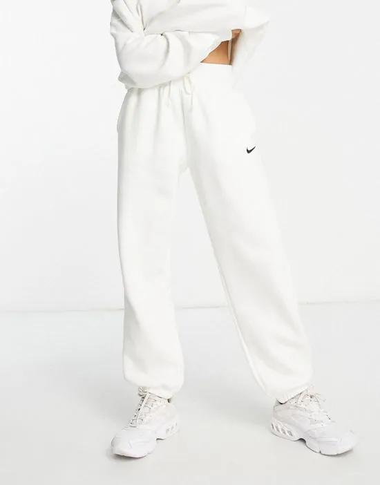 Phoenix Fleece sweatpants in white