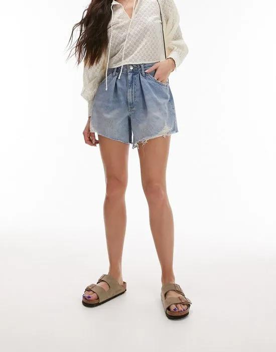 pleated denim shorts in bleach