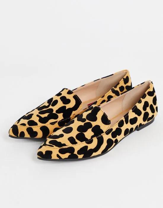 pointed loafers in leopard