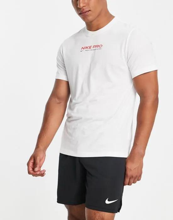 Pro Dri-FIT logo t-shirt in white