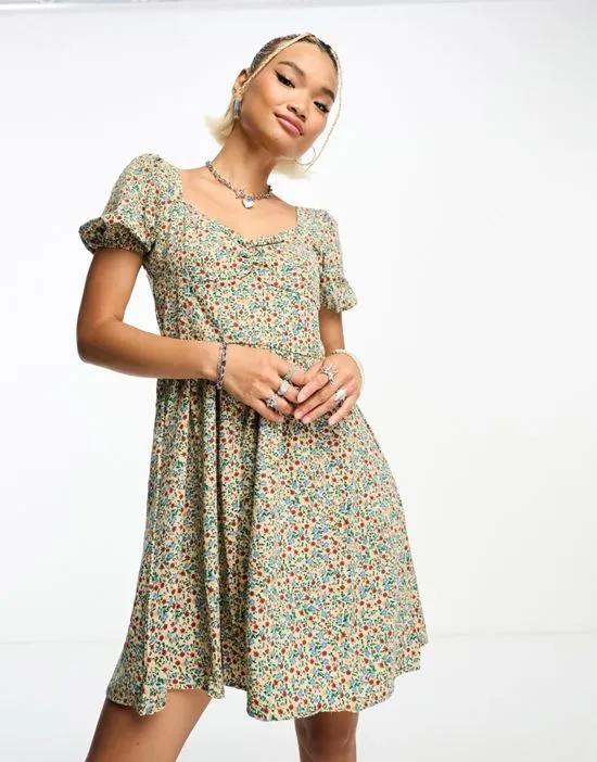 puff sleeve mini tea dress in vintage ditsy