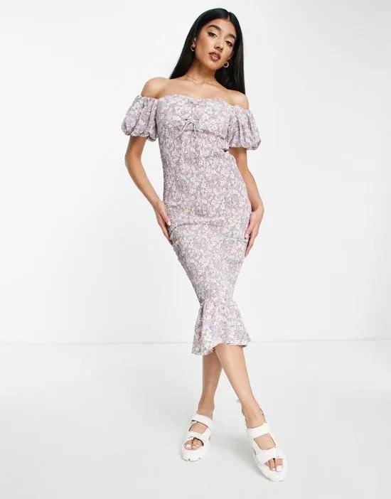 puff sleeve shirred midi dress in lilac floral