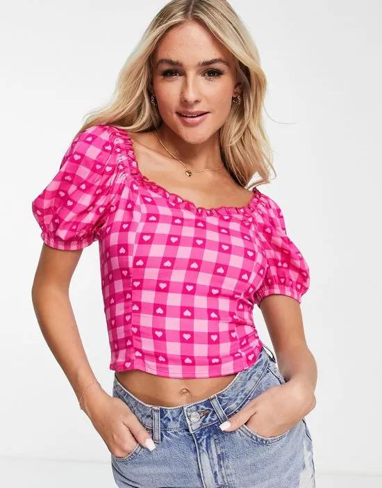 puff sleeve top in heart checkerboard print