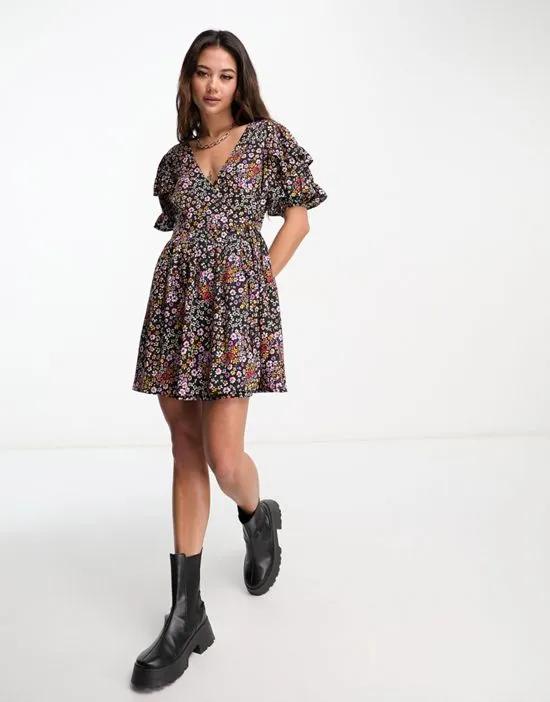 puff wrap mini dress in vintage ditsy