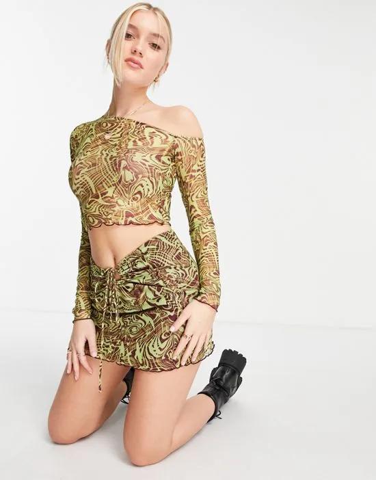 Pull&Bear retro print skirt with ring detail in green