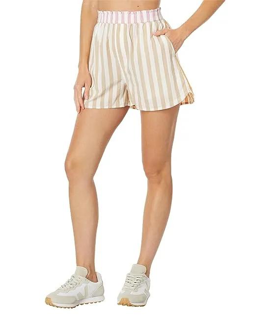 Pull-On Shorts in Striped Signature Poplin