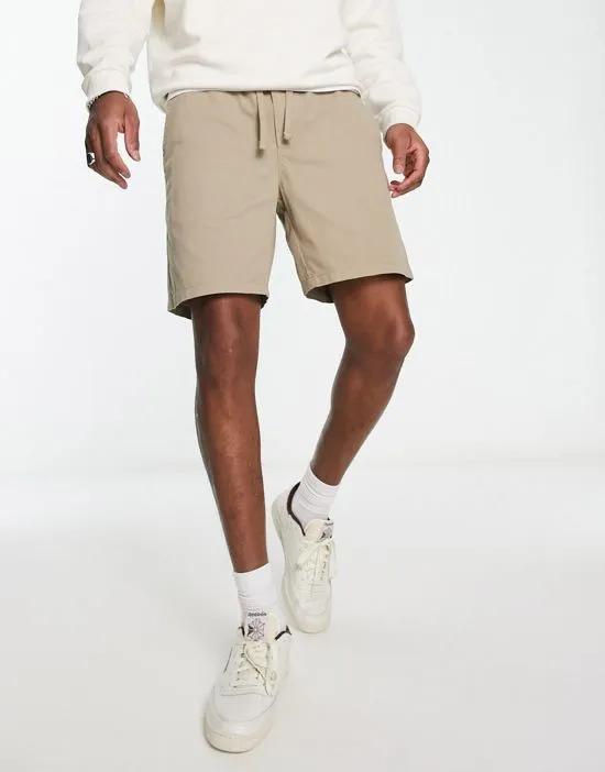 pull on twill shorts in beige
