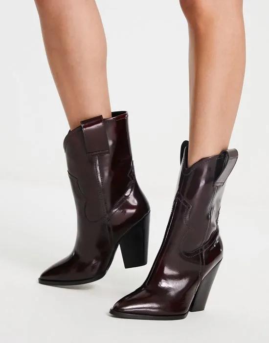 Ranch leather mid-calf heeled western boots in burgundy