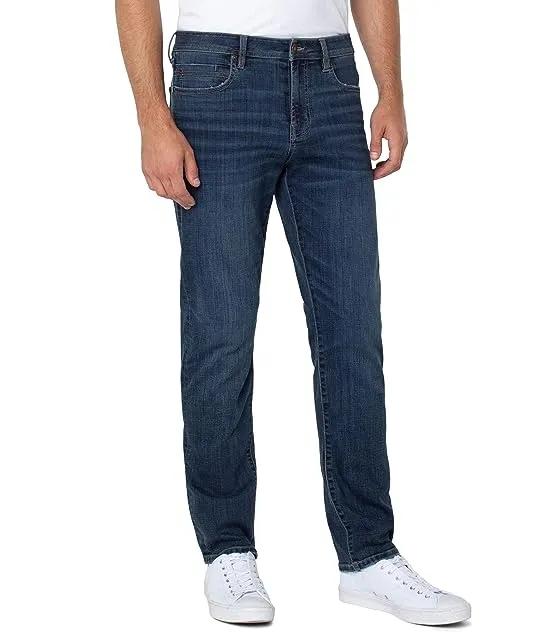 Regent Relaxed Straight Jeans in Eddie