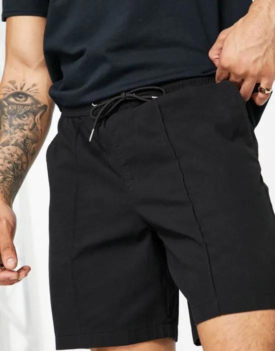 relaxed fit pull on shorts with pintuck in black