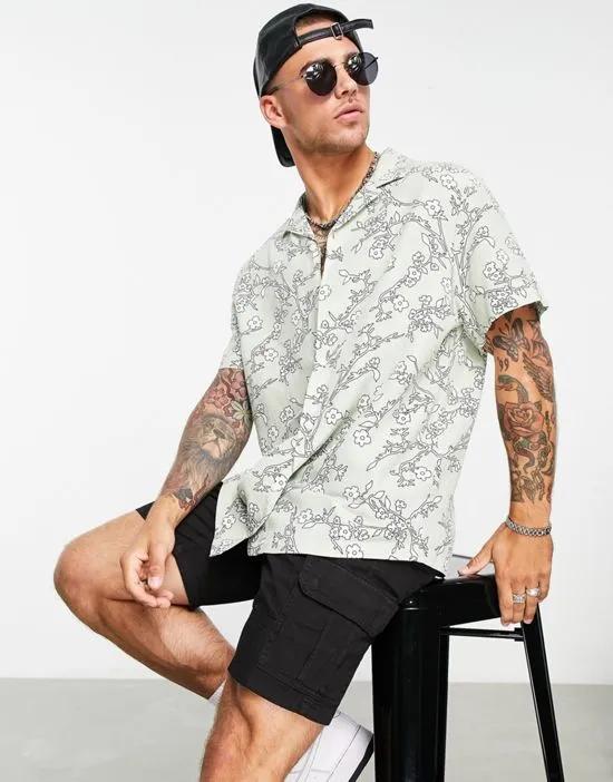 relaxed revere linen look shirt in floral print