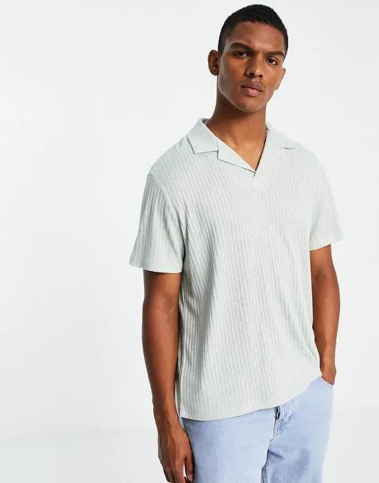 relaxed revere polo t-shirt in green heather rib