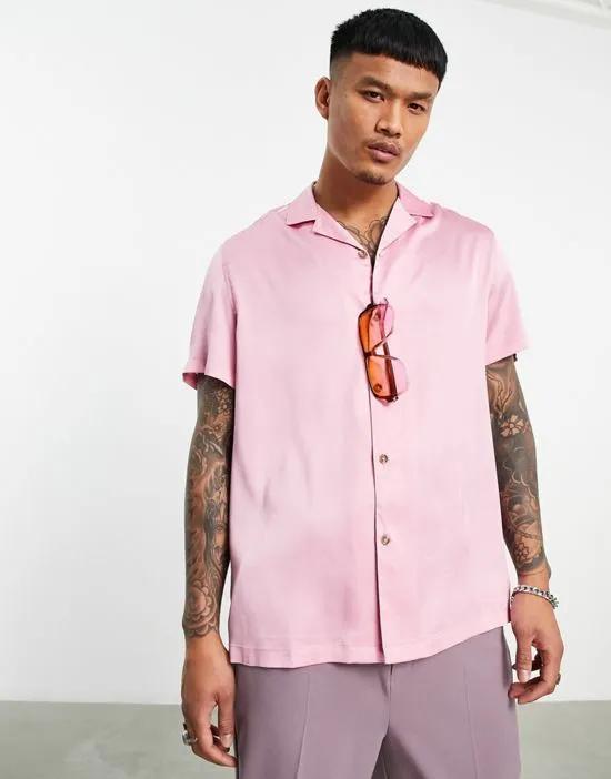 relaxed revere satin shirt in light pink