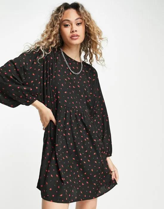 relaxed smock mini dress in 90s ditsy red floral