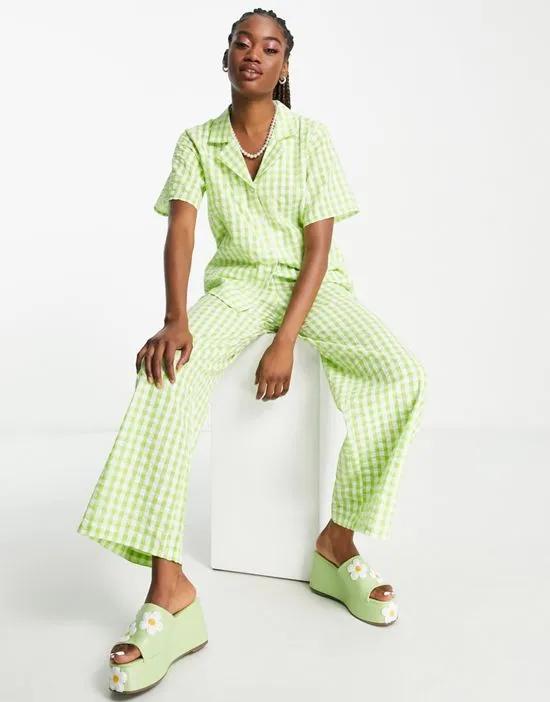 revere collar shirt in green gingham - part of a set