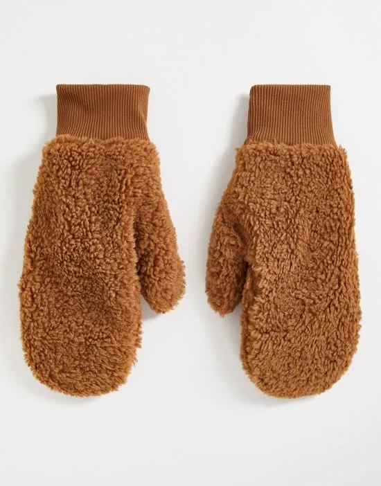 Ridge fleece mittens in brown