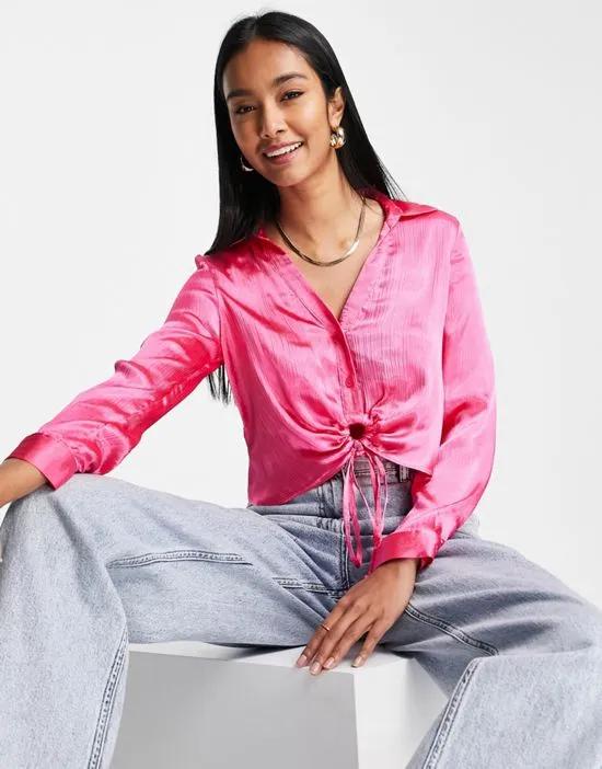 ring front crop satin shirt in bright pink