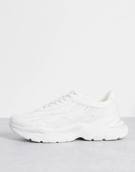 runner sneakers in white