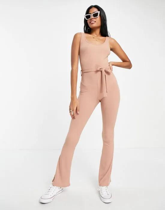 scoop neck ribbed tie waist jumpsuit in taupe