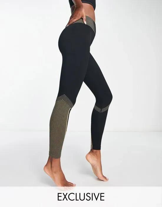 seamless high waisted leggings in black and camel