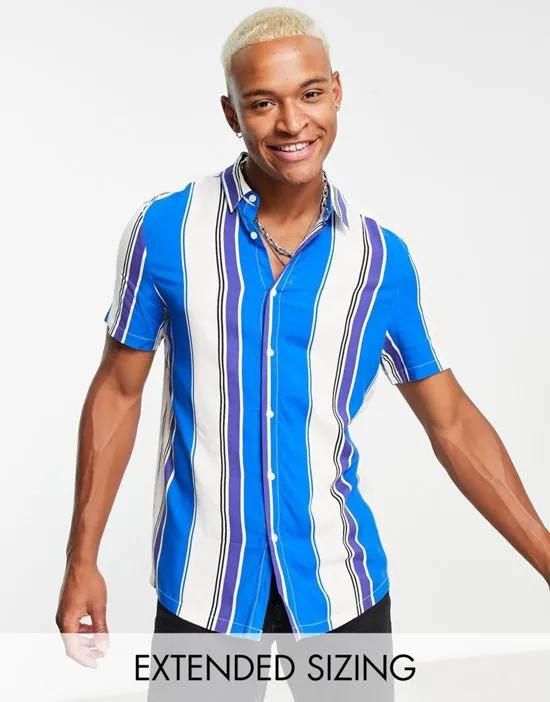 shirt in retro white and blue stripe