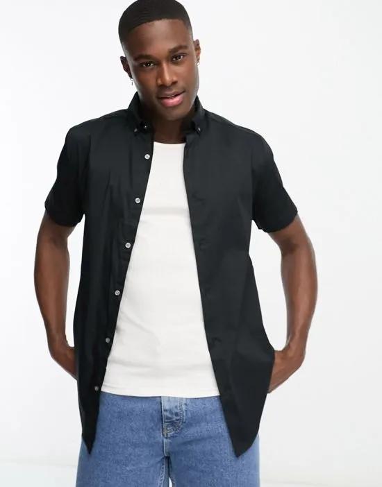 short sleeve embroidered muscle fit shirt in black
