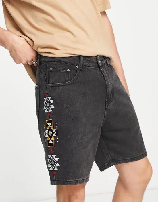 shorts in black denim with pattern embroidery - part of a set