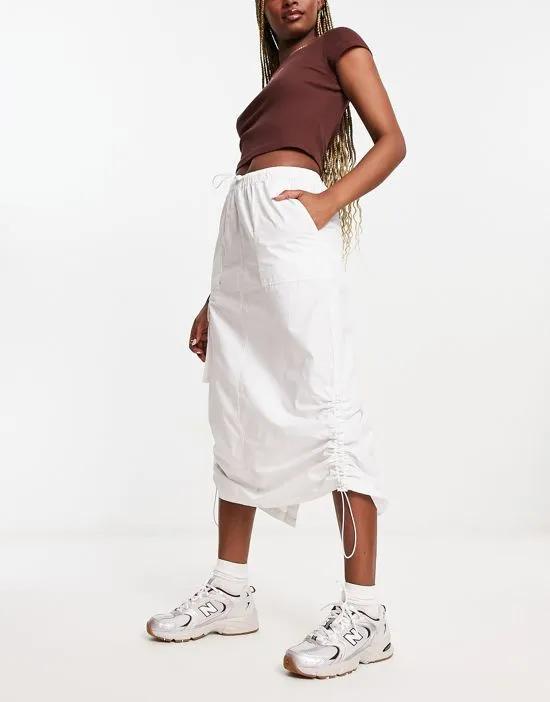 side ruched cargo midi skirt in white