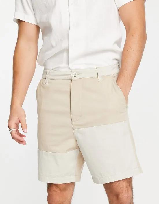 skater shorts with color block in beige