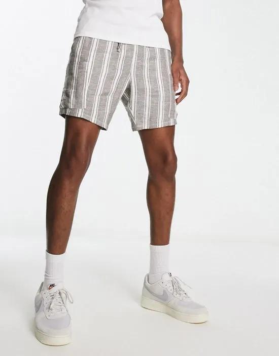 slim cargo shorts in mid length in stripe