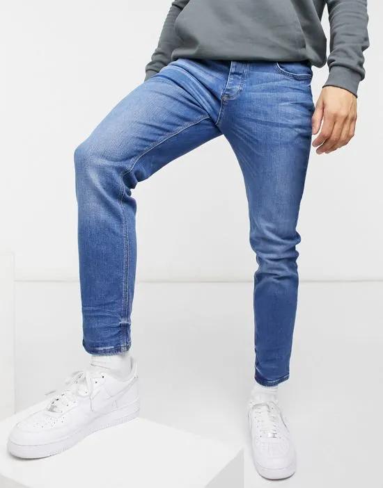 slim jeans in blue