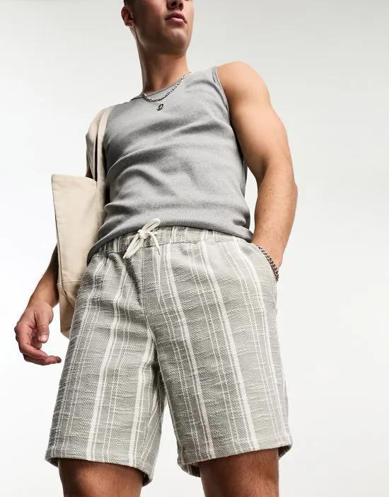 slim mid length textured shorts in stripe print