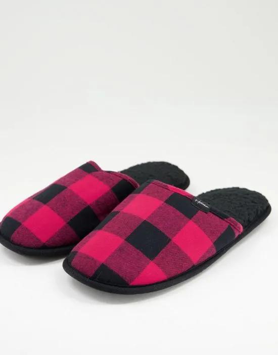 slipper in red check with small logo