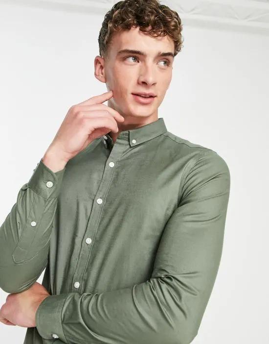 smart long sleeve muscle fit oxford shirt in khaki