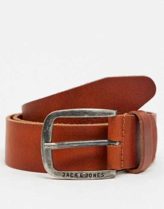 smooth leather belt with logo buckle in brown