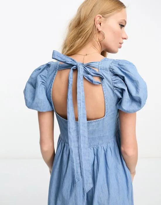 soft denim midi dress with puff sleeve in lightwash blue