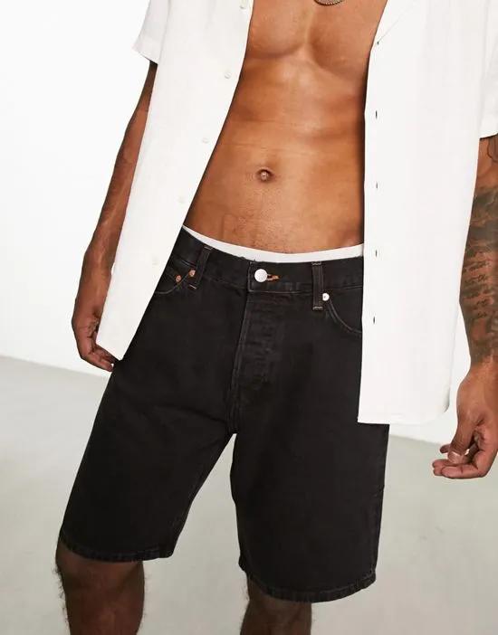 space straight fit shorts in black