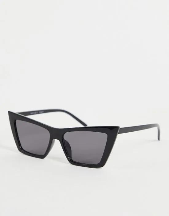 square cateye sunglasses in black