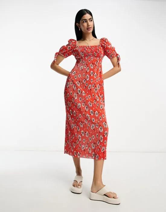 square neck puff sleeve plisse midi dress in red daisy