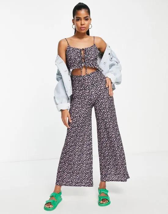 strappy cami jumpsuit in floral print