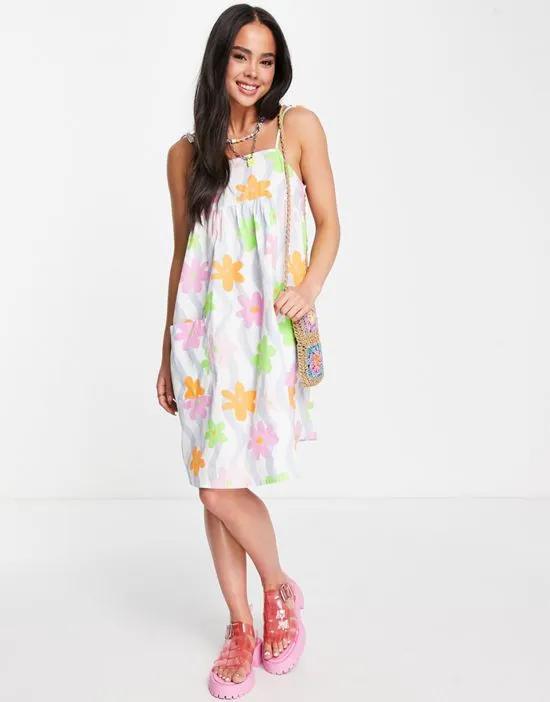 strappy cami smock dress with pockets in wavy floral
