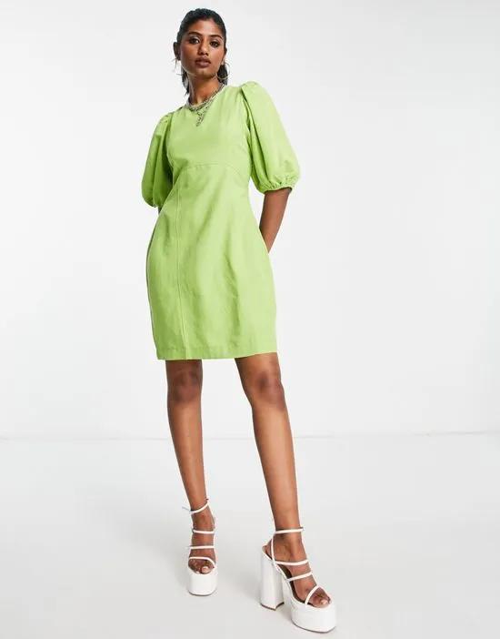 structured mini dress with puff sleeve in green