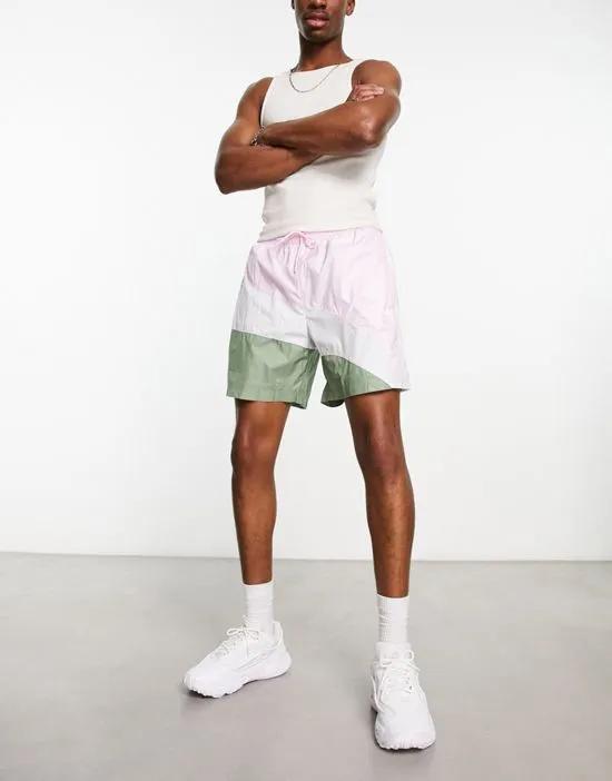 Superstar shorts in pink and green
