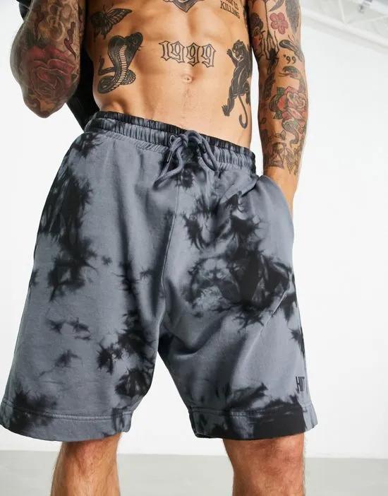 sweat short in washed charcoal