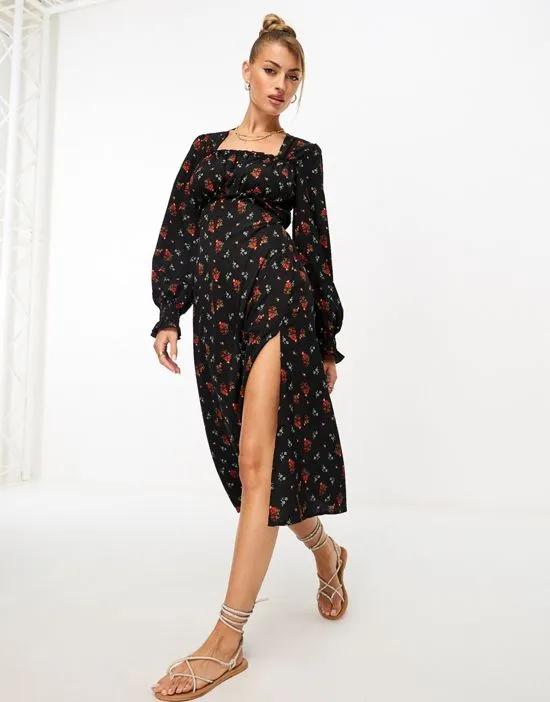 sweetheart neck shirring midi dress in navy floral