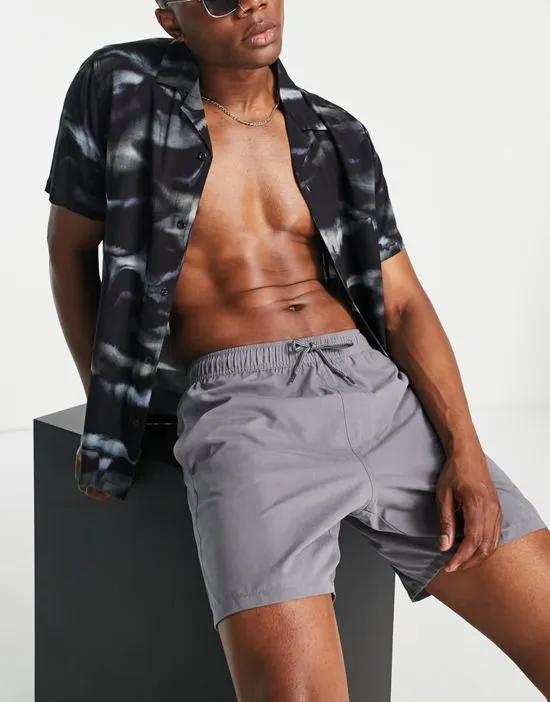 swim shorts in mid length in charcoal